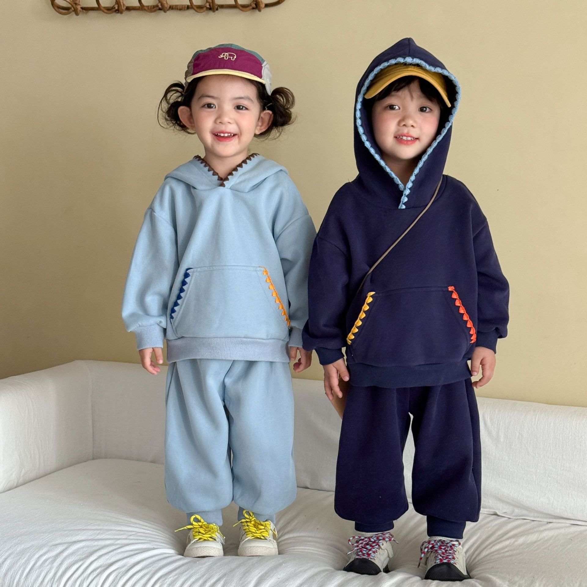 Nuovo Set di Abbigliamento Aut - Running Gear Kids recensione e prezzo